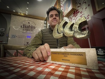 'Diablo cojuelo' recibe el premio al mejor comercio local 2024