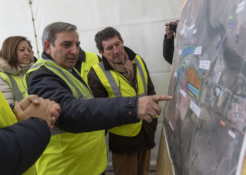 La Junta cifra en 25M€ el coste de asumir las paradas de bus